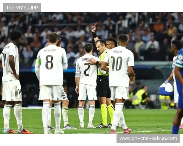 维尼修斯22分钟制造点球并主罚命中，皇马2-1再次超出比分