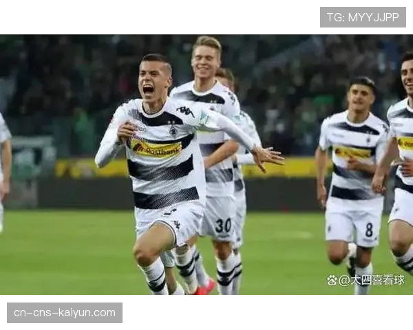 科隆队抵达客场遭遇球迷围堵,安保升级确保比赛正常进行